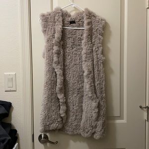 Love token faux flur vest